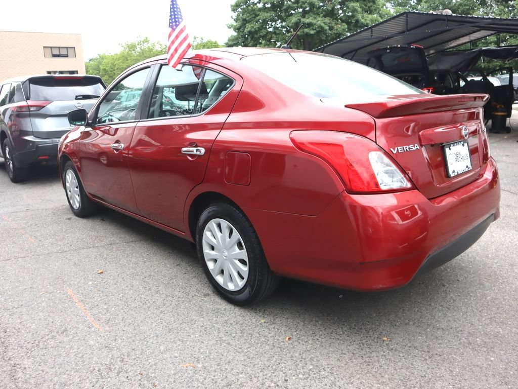 Used 2019 Nissan Versa SV FWD image 6
