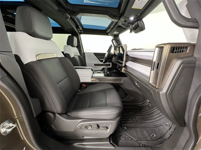 Used 2024 GMC Hummer EV 2X w/ Extreme Off-Road Package image 29