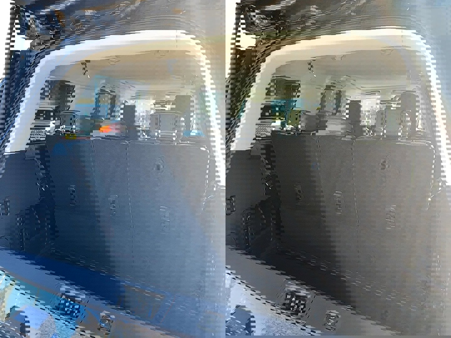 New 2025 Ford Expedition Active image 9