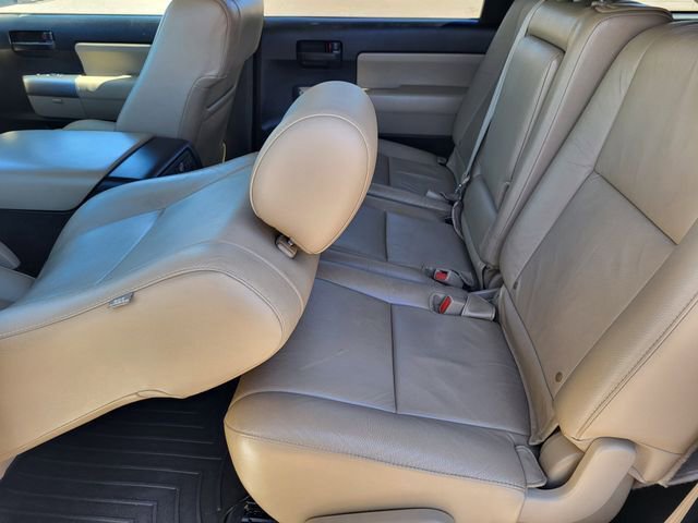 Used 2018 Toyota Sequoia SR5 w/ Premium Package image 22
