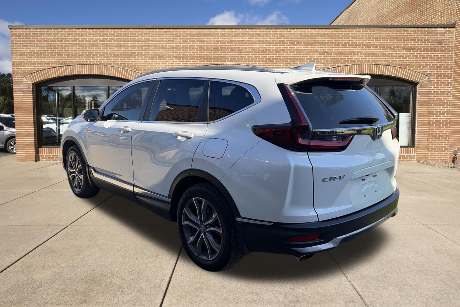 Used 2022 Honda CR-V Touring image 6