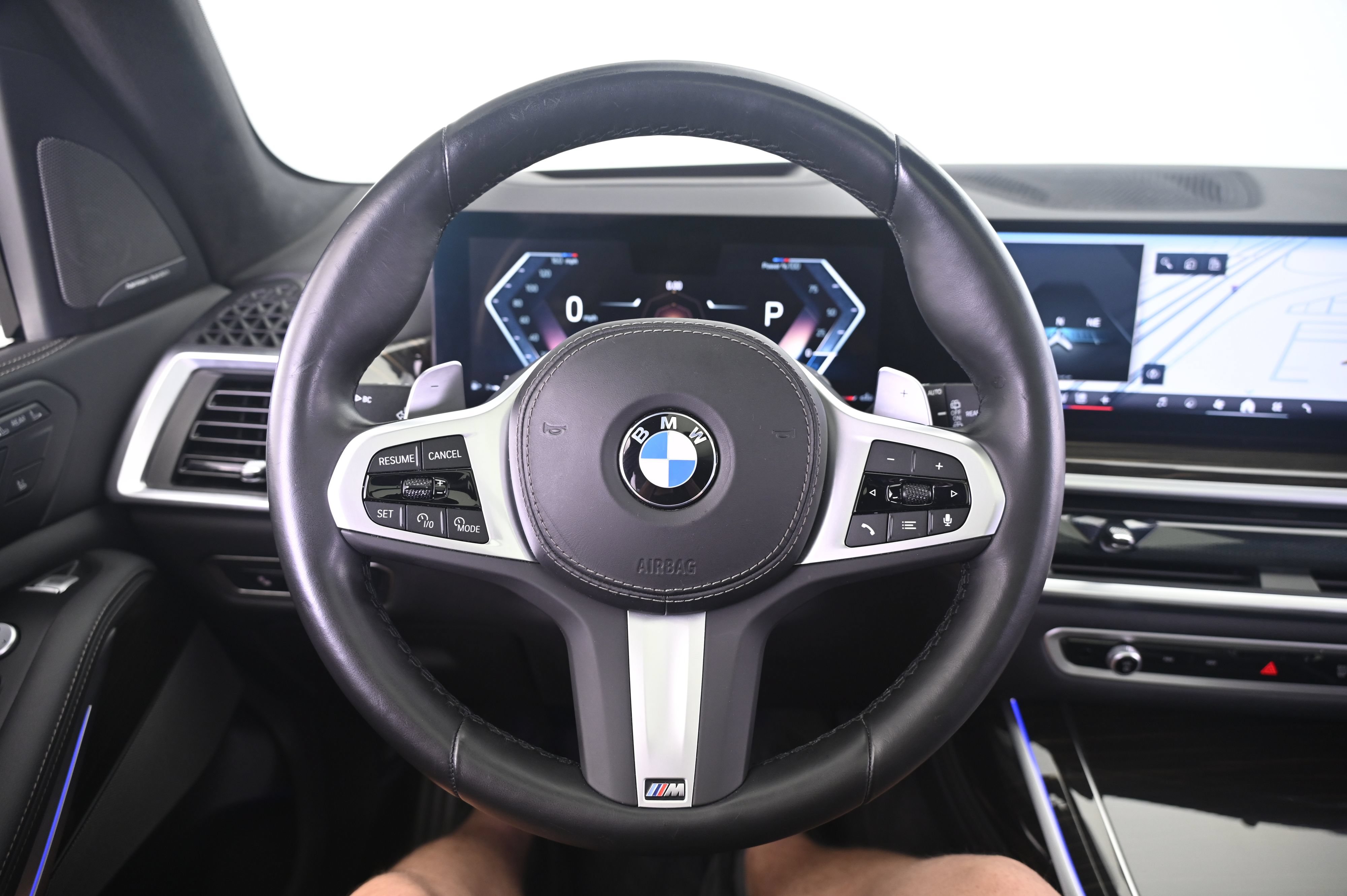 Used 2025 BMW X7 xDrive40i w/ M Sport Package AWD/4WD image 35