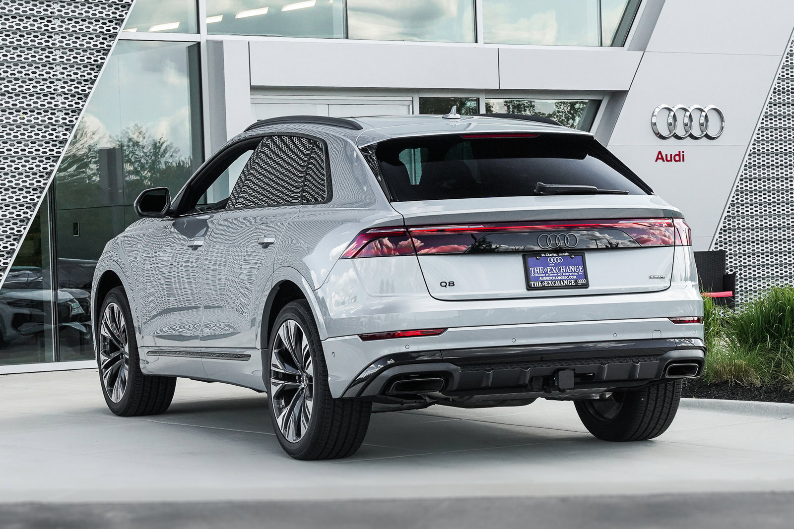 New 2025 Audi Q8 Premium Plus image 4