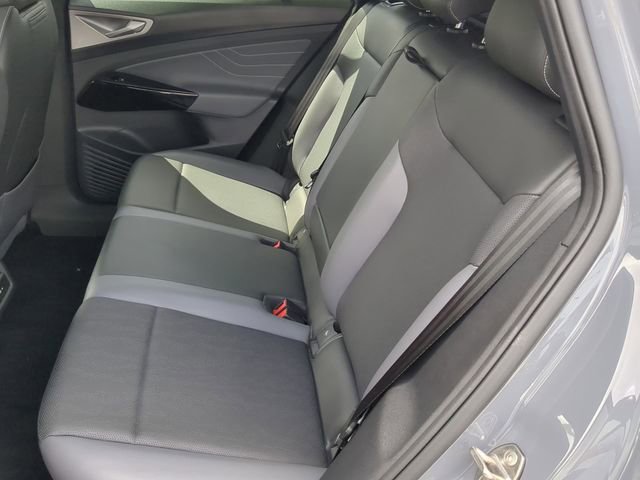 Used 2023 Volkswagen ID.4 S RWD image 17