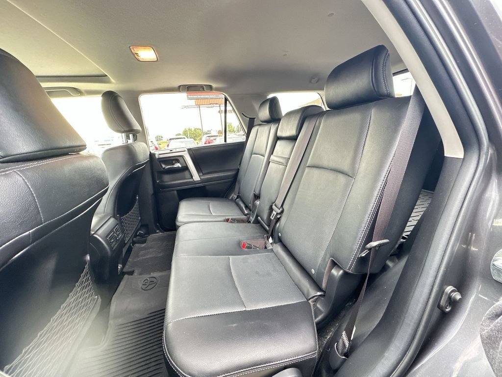 Used 2022 Toyota 4Runner Limited AWD/4WD image 26