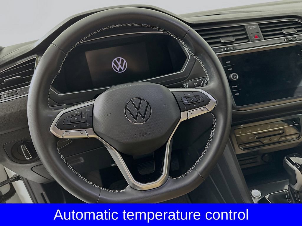 Used 2022 Volkswagen Tiguan SE image 12