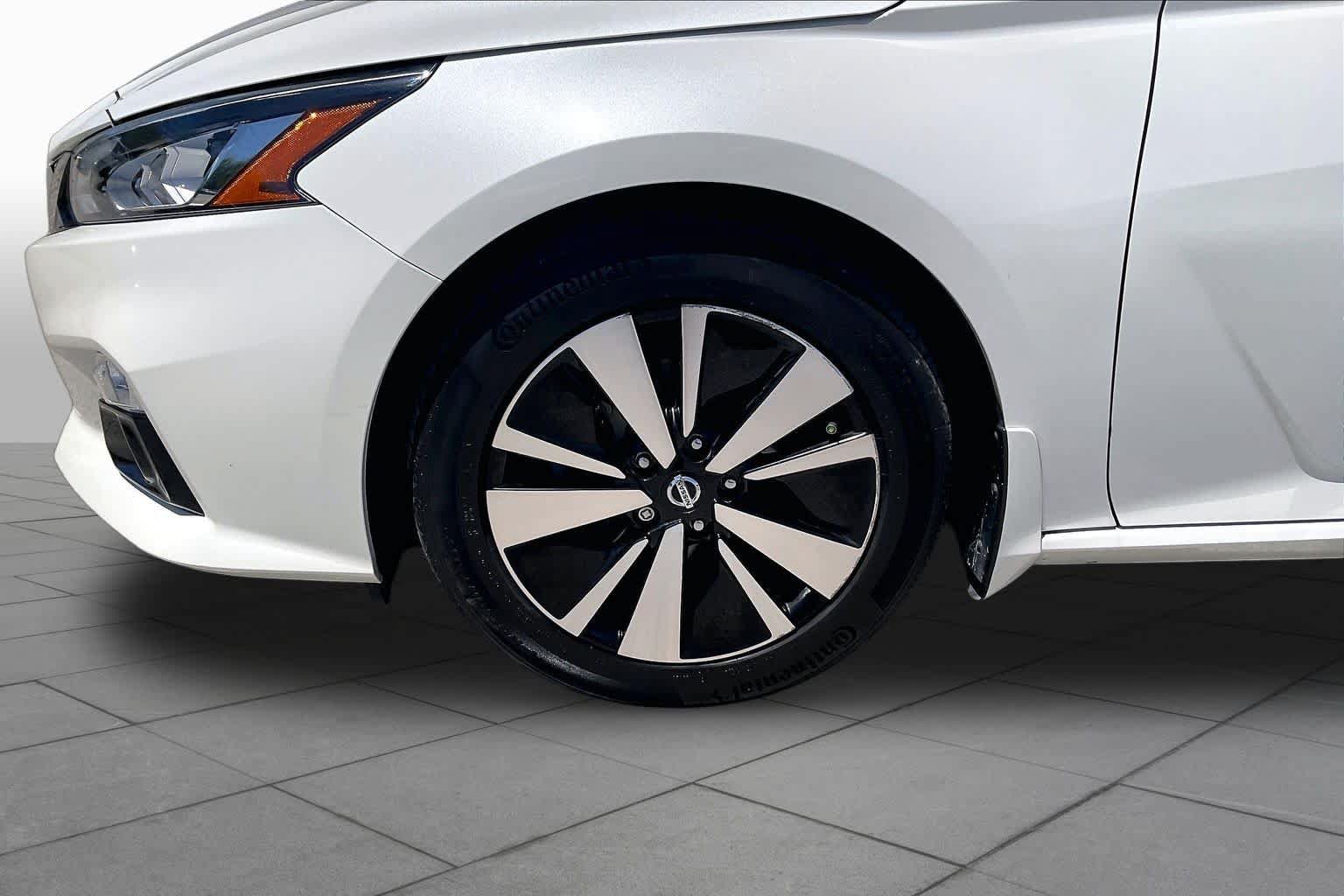 Used 2019 Nissan Altima 2.5 SV FWD image 10