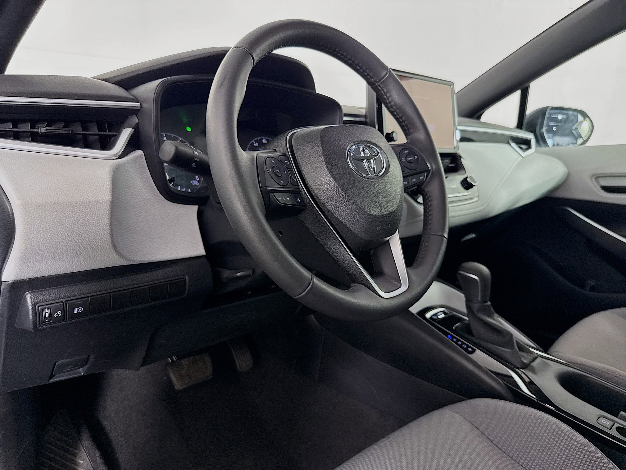 Used 2024 Toyota Corolla SE image 22