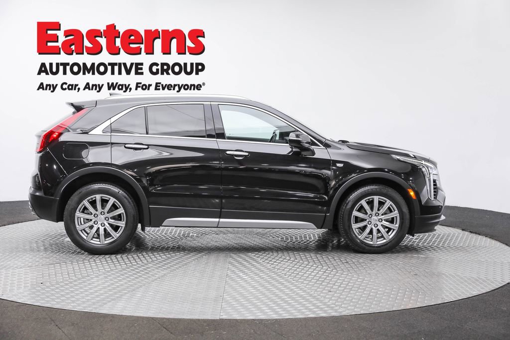 Used 2023 Cadillac XT4 Premium Luxury image 4