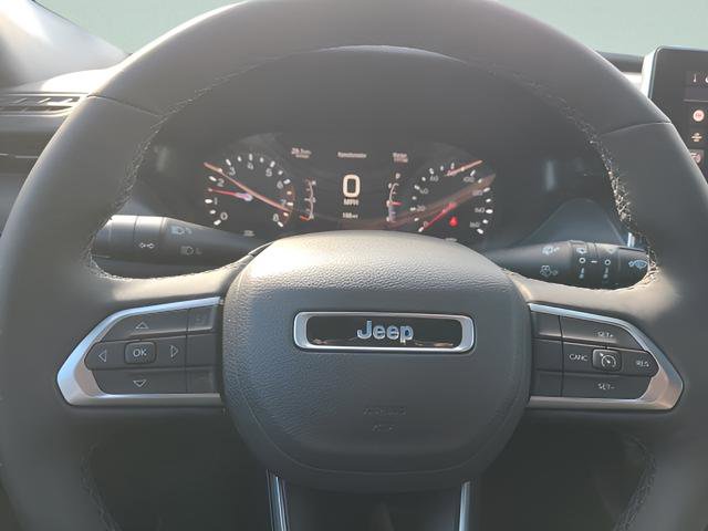 New 2026 Jeep Compass Latitude AWD/4WD image 10