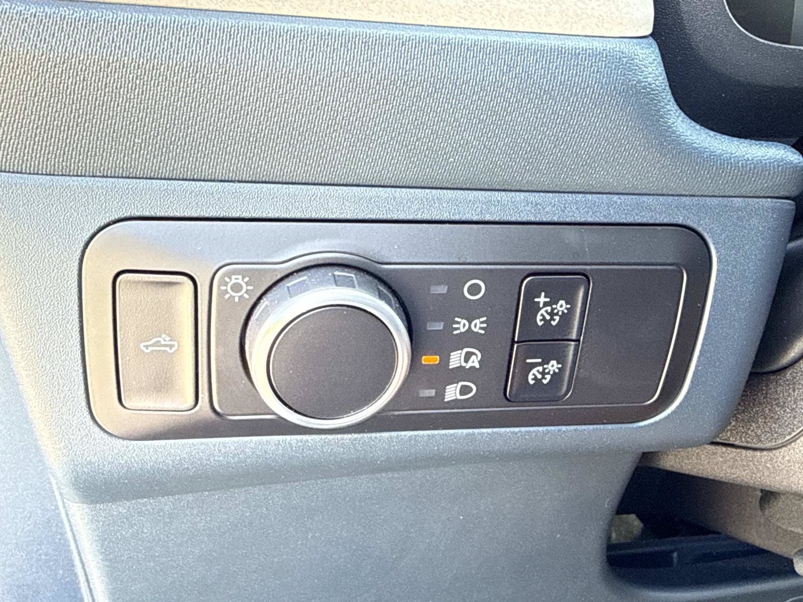 Used 2025 Ford Maverick Lariat AWD/4WD image 31