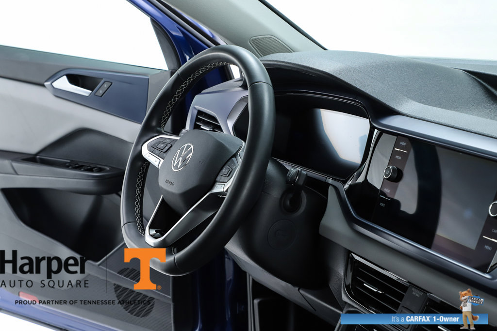 Used 2023 Volkswagen Taos SE w/ Panoramic Sunroof Package FWD image 34