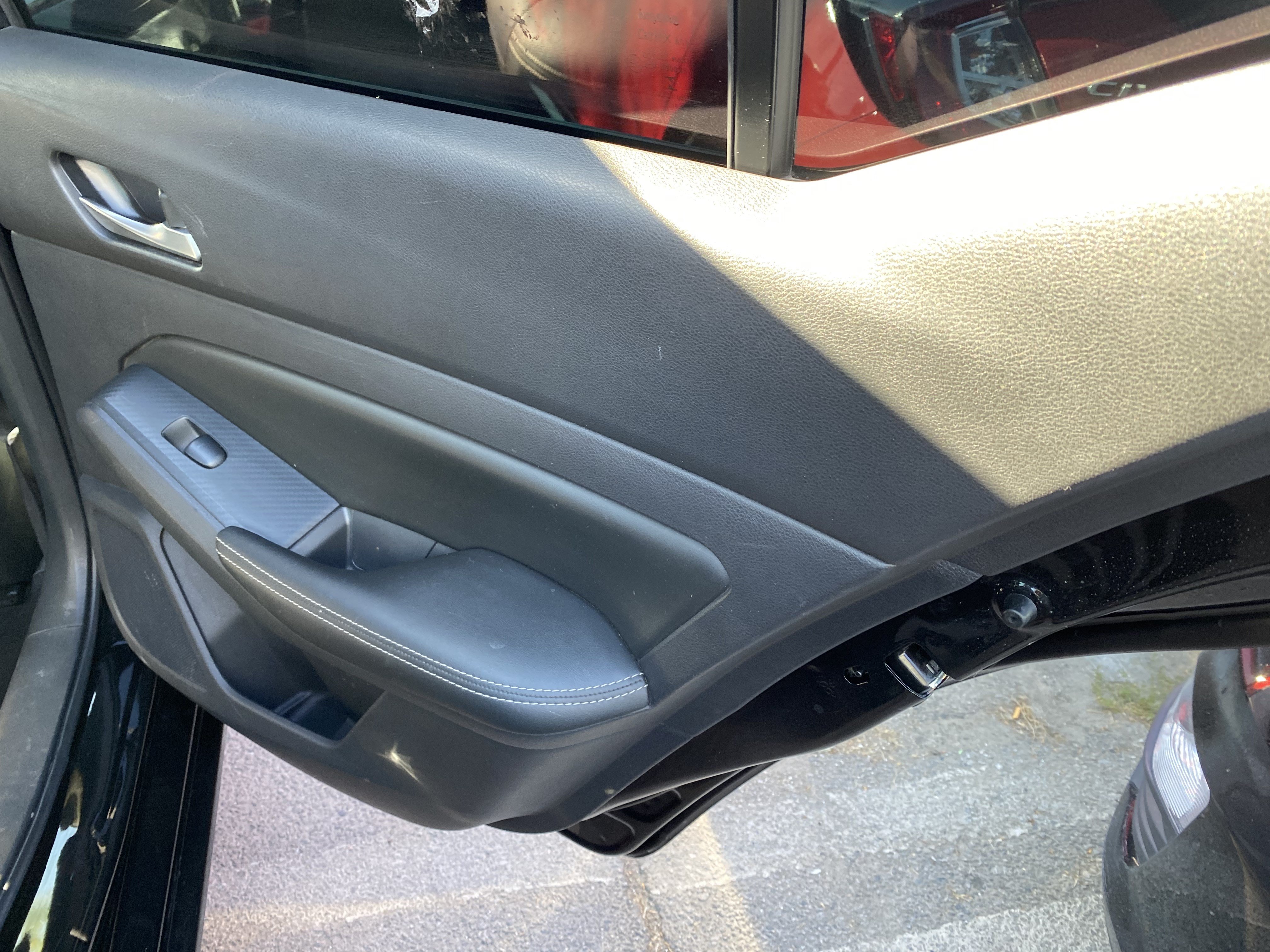 Used 2019 Nissan Altima 2.5 Platinum FWD image 12