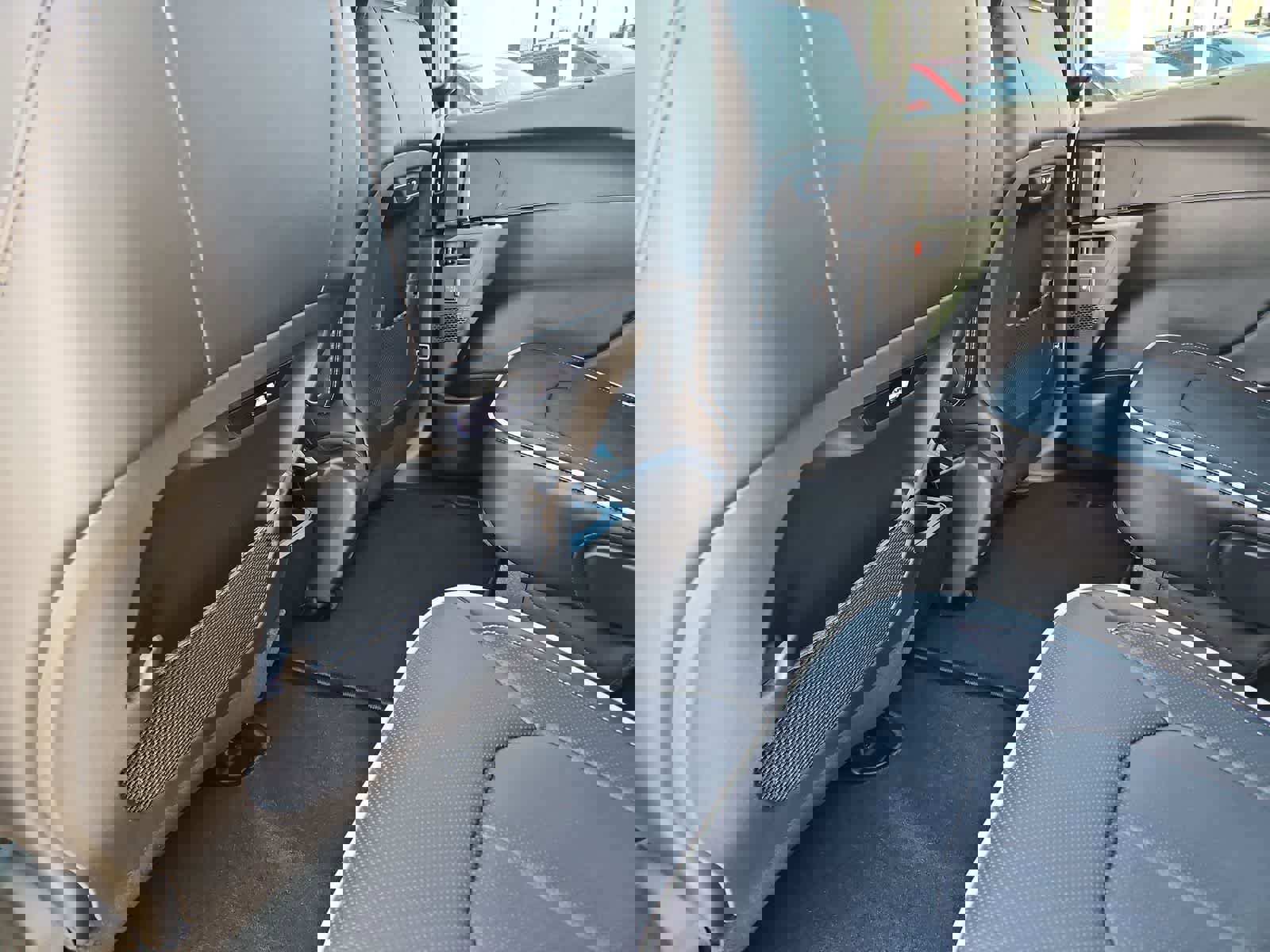 New 2026 Chrysler Pacifica Limited image 18