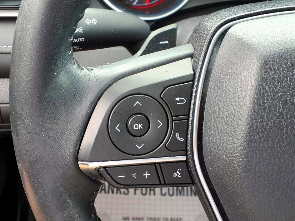 Certified 2020 Toyota Camry XSE FWD image 23