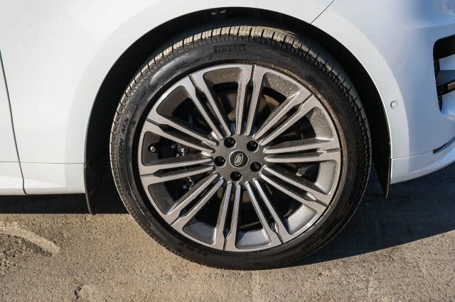 New 2025 Land Rover Range Rover Sport Dynamic SE image 10