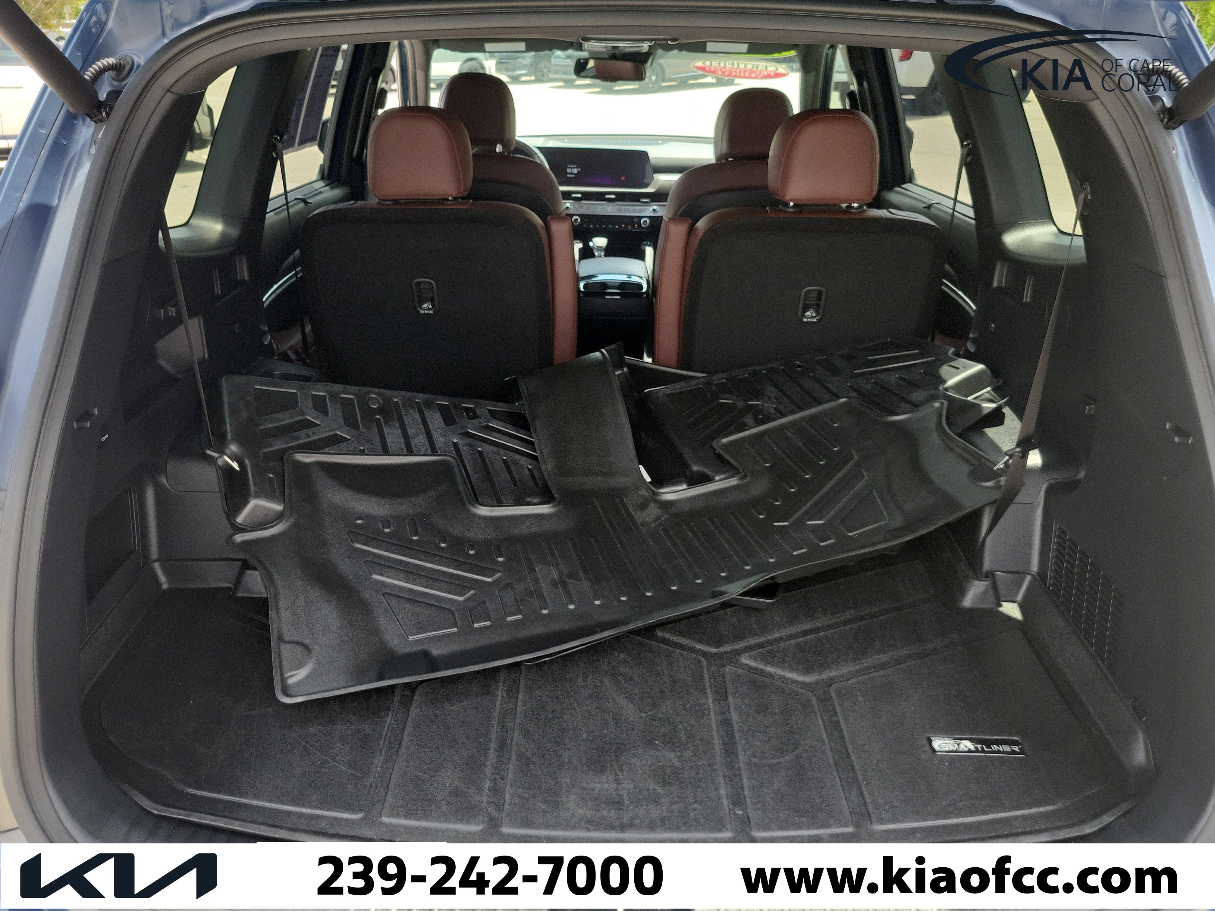 Certified 2023 Kia Telluride EX w/ EX Captain's Chair Package AWD/4WD image 9