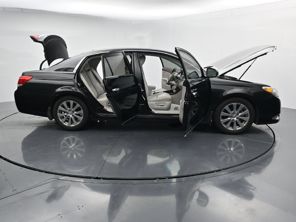 Used 2011 Toyota Avalon Limited FWD image 37
