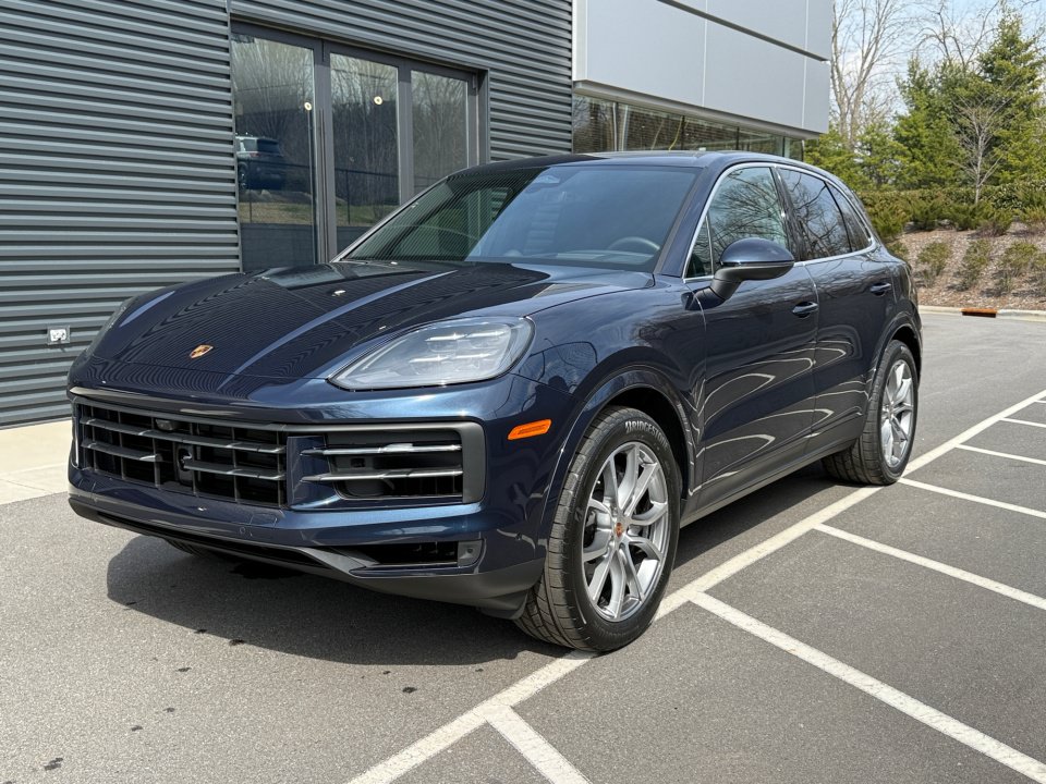 New 2026 Porsche Cayenne AWD/4WD image 1