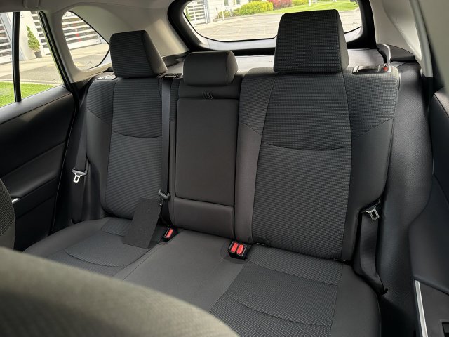 Used 2024 Toyota RAV4 LE AWD/4WD image 23