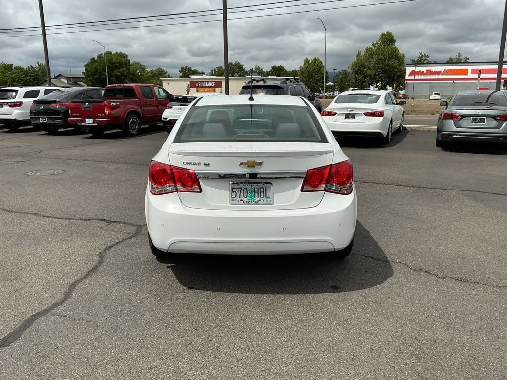 Used 2014 Chevrolet Cruze Eco w/ Enhanced Safety Package FWD image 8