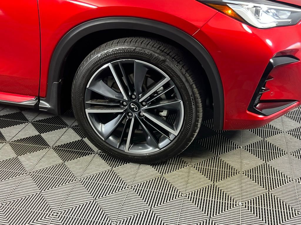 Used 2024 INFINITI QX50 Sport image 13