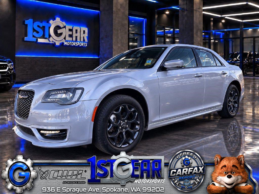 Used 2022 Chrysler 300 Touring L