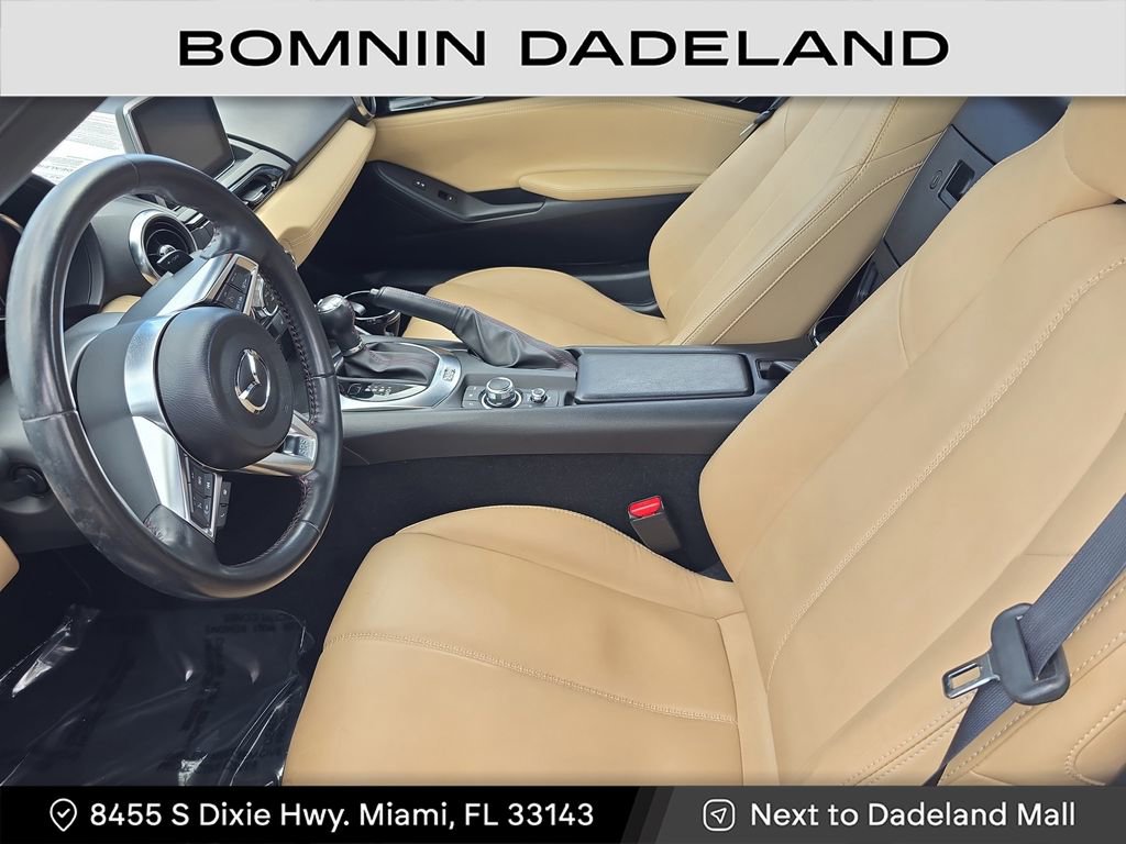 Used 2017 MAZDA MX-5 Miata RF Grand Touring image 15