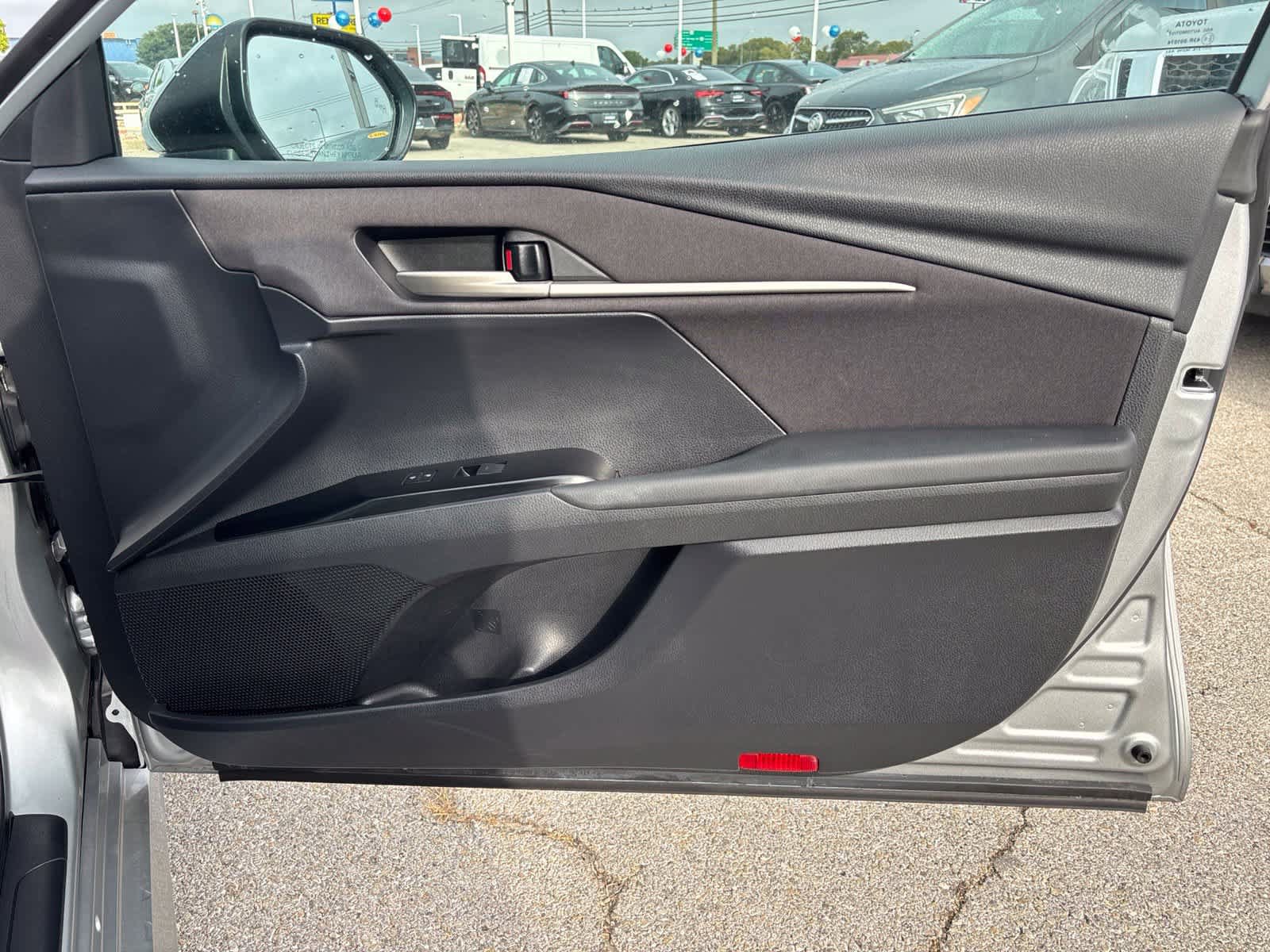 Used 2025 Toyota Camry LE FWD image 12