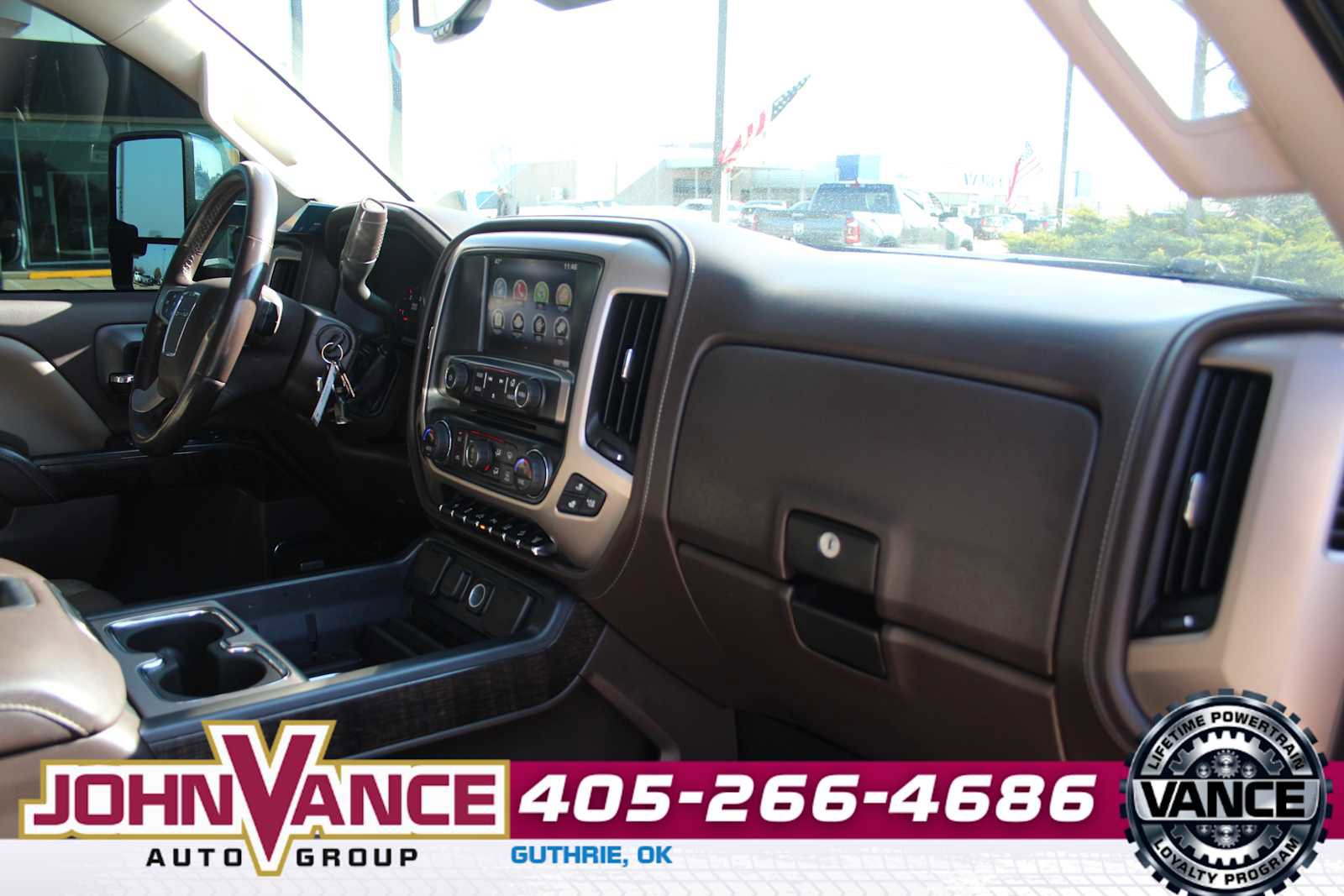 Used 2015 GMC Sierra 2500 Denali w/ Duramax Plus Package image 18
