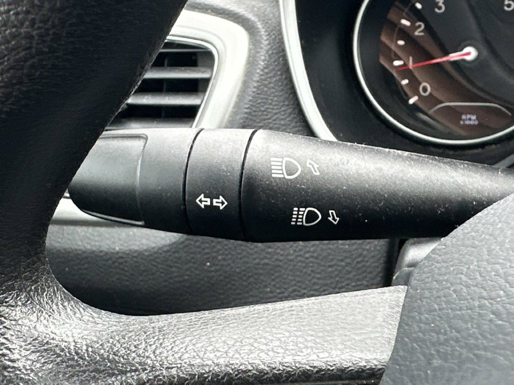 Used 2018 Jeep Compass Sport AWD/4WD image 24