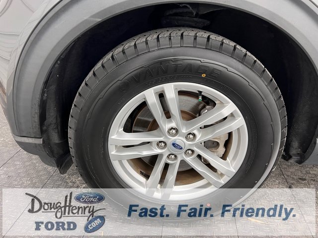 Used 2023 Ford Explorer XLT w/ Equipment Group 202A image 19