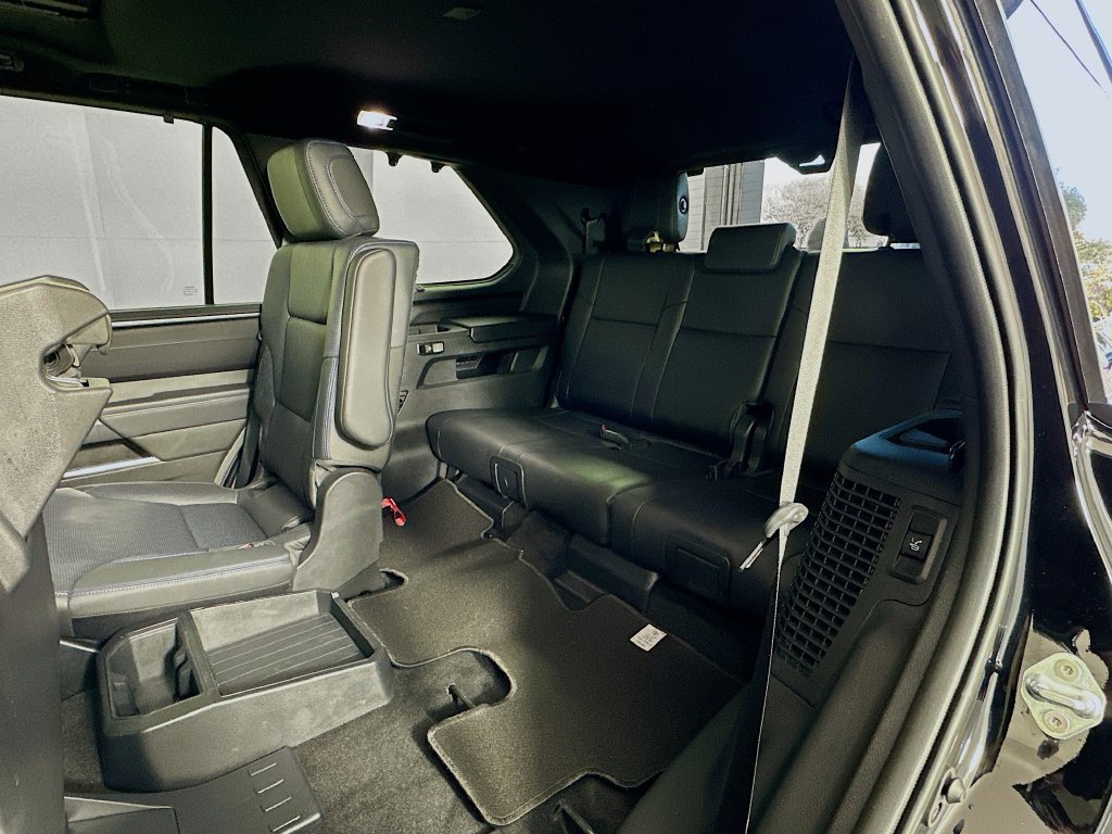 Certified 2024 Toyota Sequoia Platinum AWD/4WD image 28