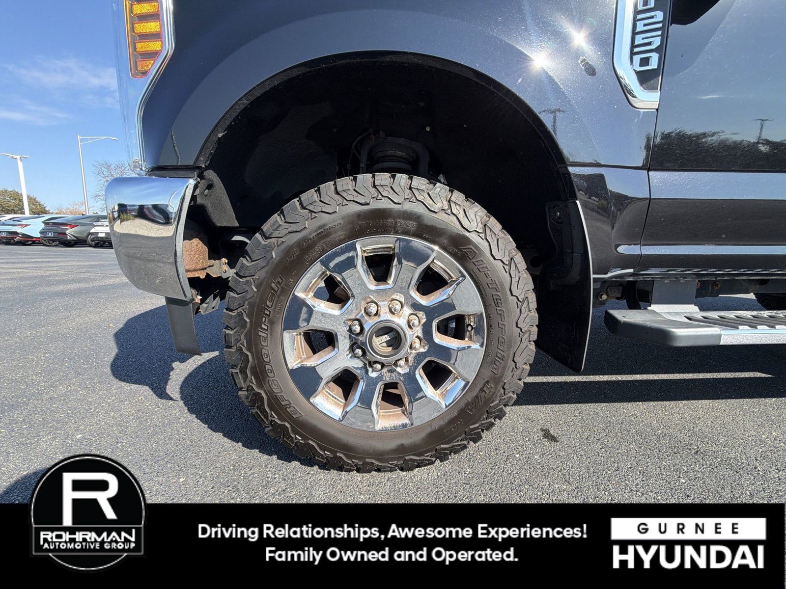 Used 2019 Ford F250 Lariat w/ Lariat Ultimate Package AWD/4WD image 12
