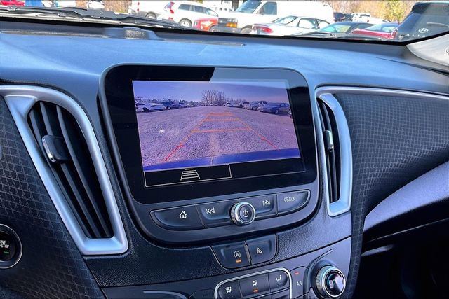 Used 2023 Chevrolet Malibu LT image 14