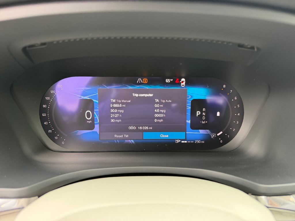 Certified 2024 Volvo S60 B5 Plus w/ Climate Package AWD/4WD image 26