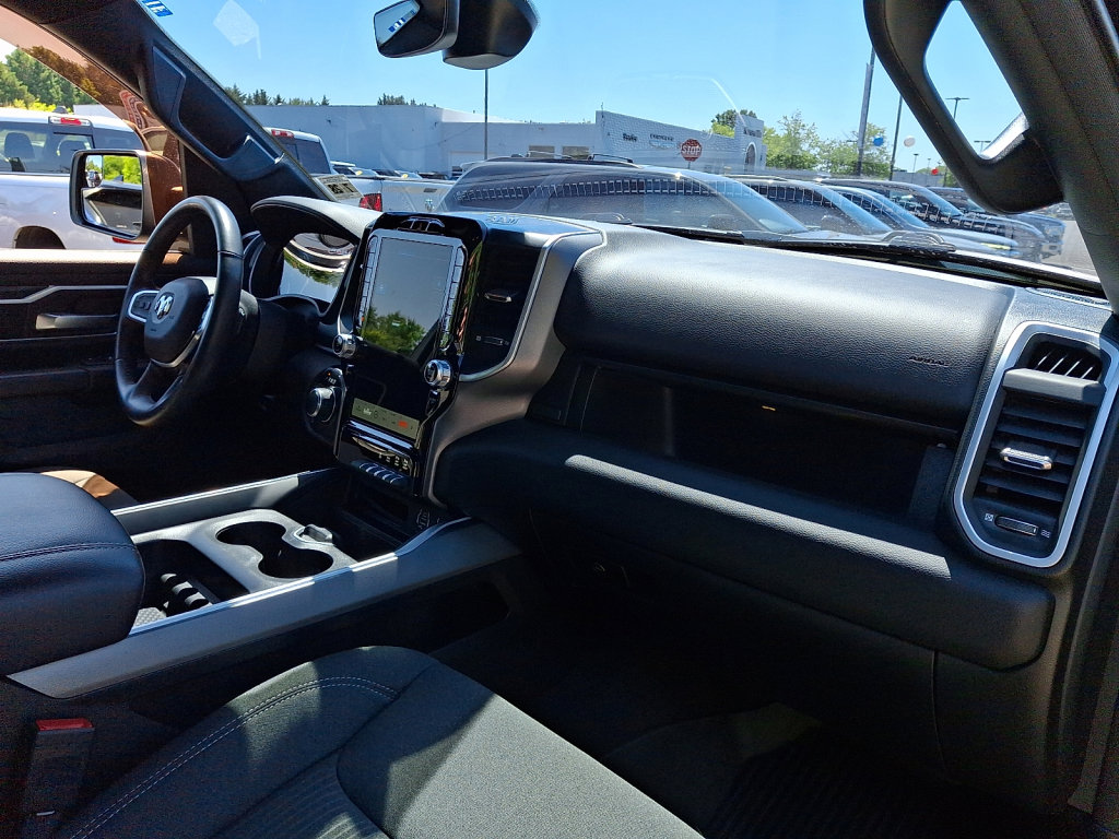 Used 2023 RAM 1500 Big Horn AWD/4WD image 11
