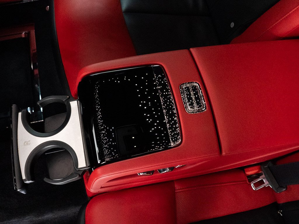 Certified 2024 Rolls-Royce Phantom Sedan w/ The Phantom Package image 29