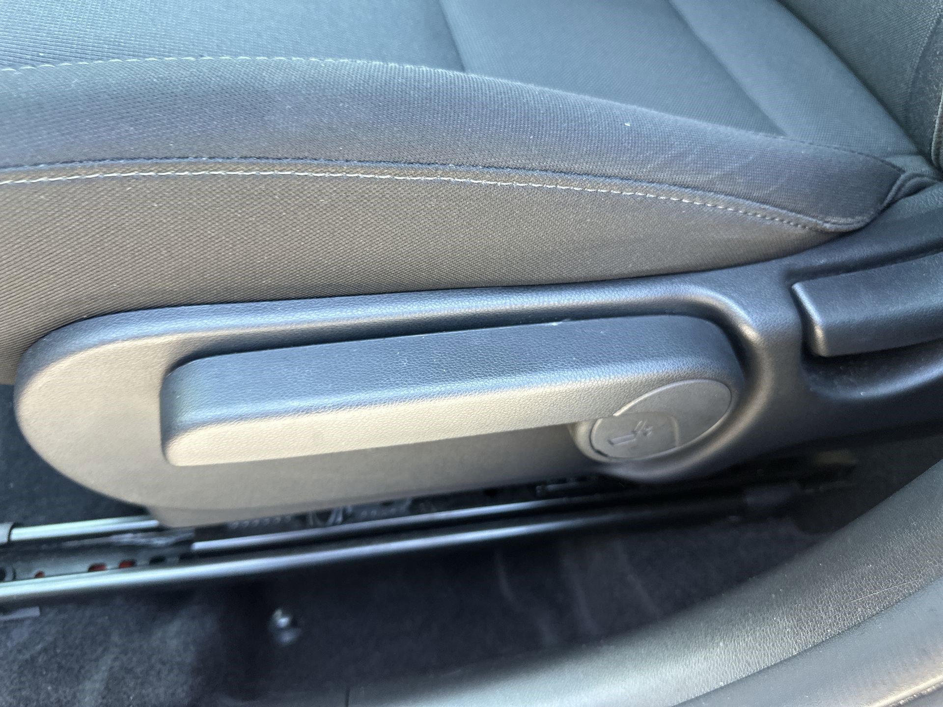Used 2024 Hyundai Kona SE FWD image 14