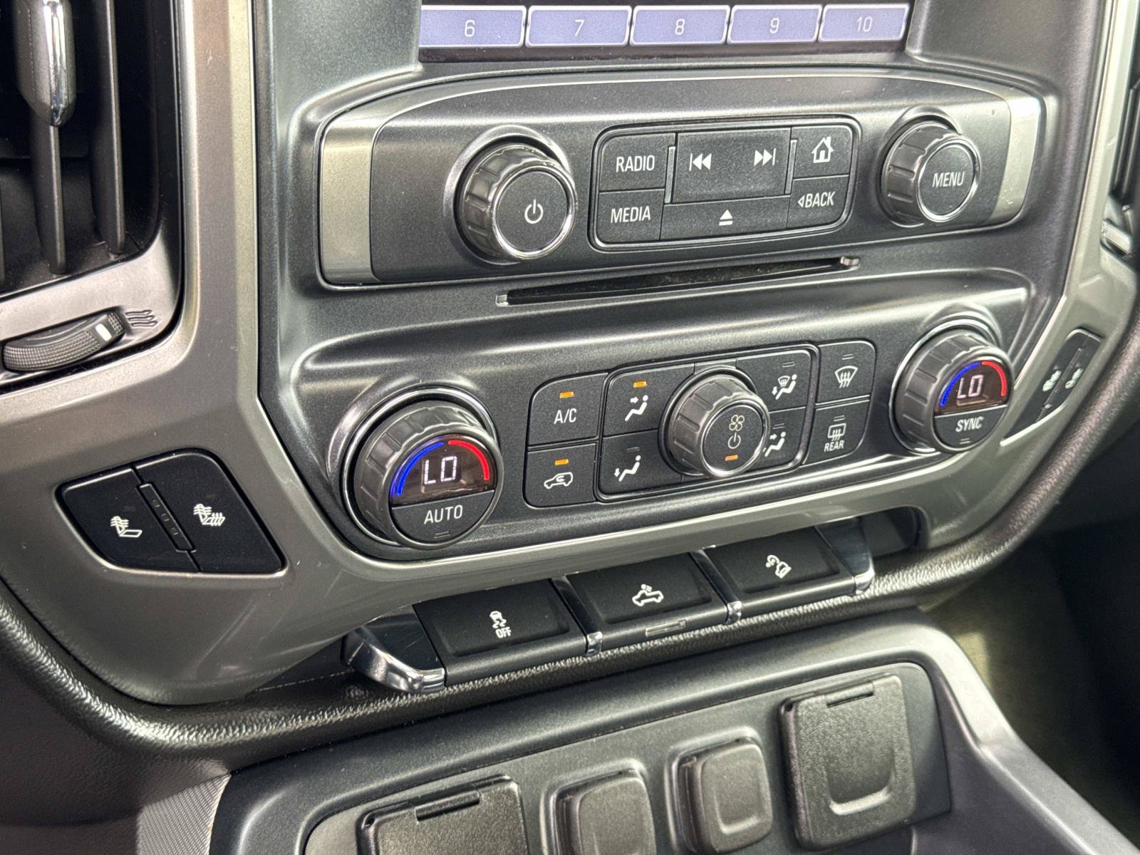 Used 2018 Chevrolet Silverado 1500 LT w/ All Star Edition AWD/4WD image 15