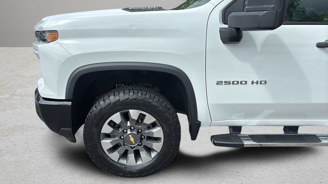 Used 2024 Chevrolet Silverado 2500 Custom w/ Custom Value Package AWD/4WD image 35