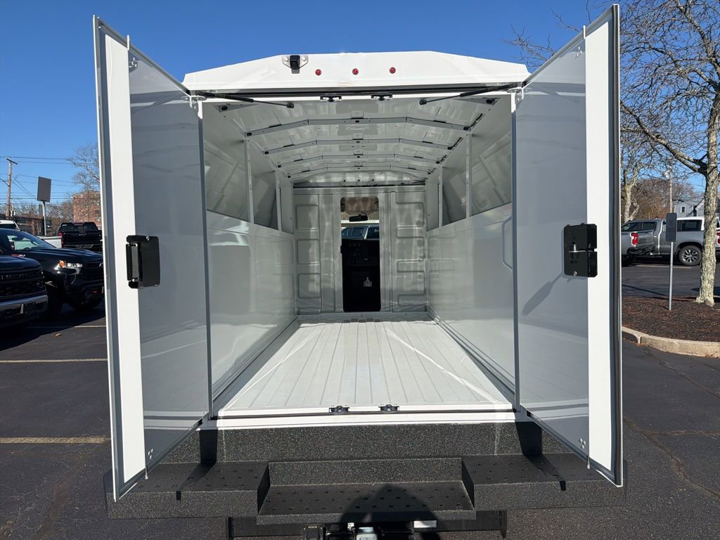 New 2025 Chevrolet Express 3500 w/ Power Convenience Package image 25