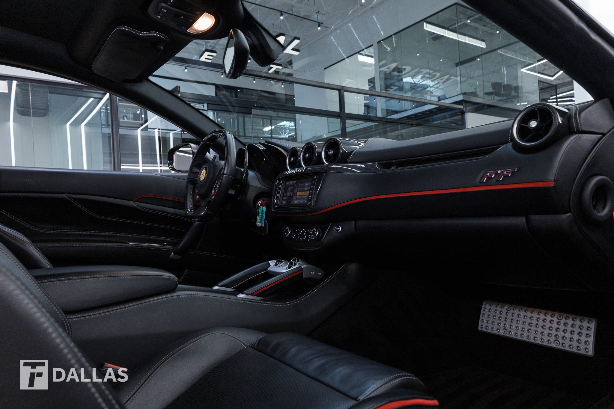 Used 2012 Ferrari FF AWD/4WD image 35