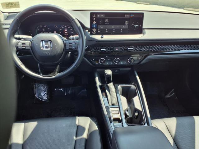 Used 2023 Honda Accord EX-L image 10