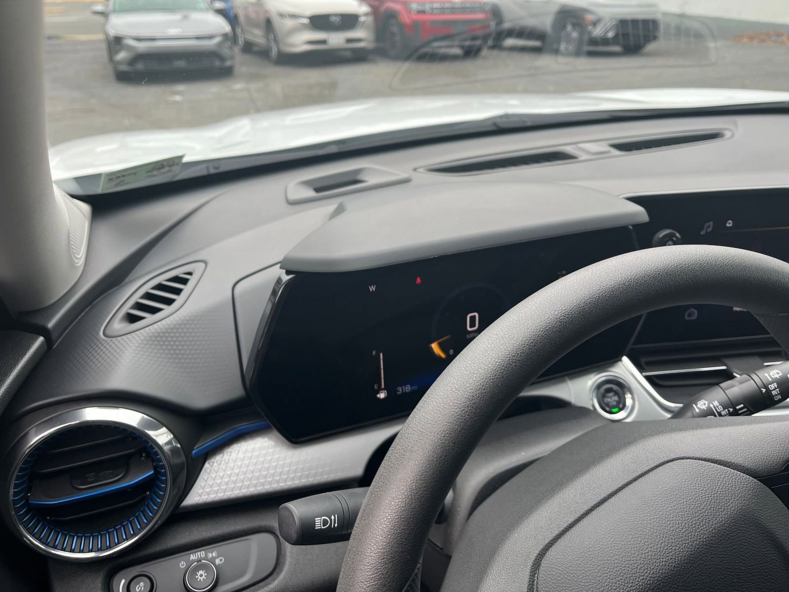 Used 2025 Chevrolet Trax LT image 34