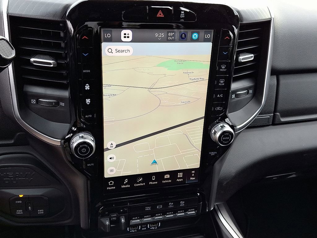 New 2025 RAM 2500 Big Horn AWD/4WD image 8