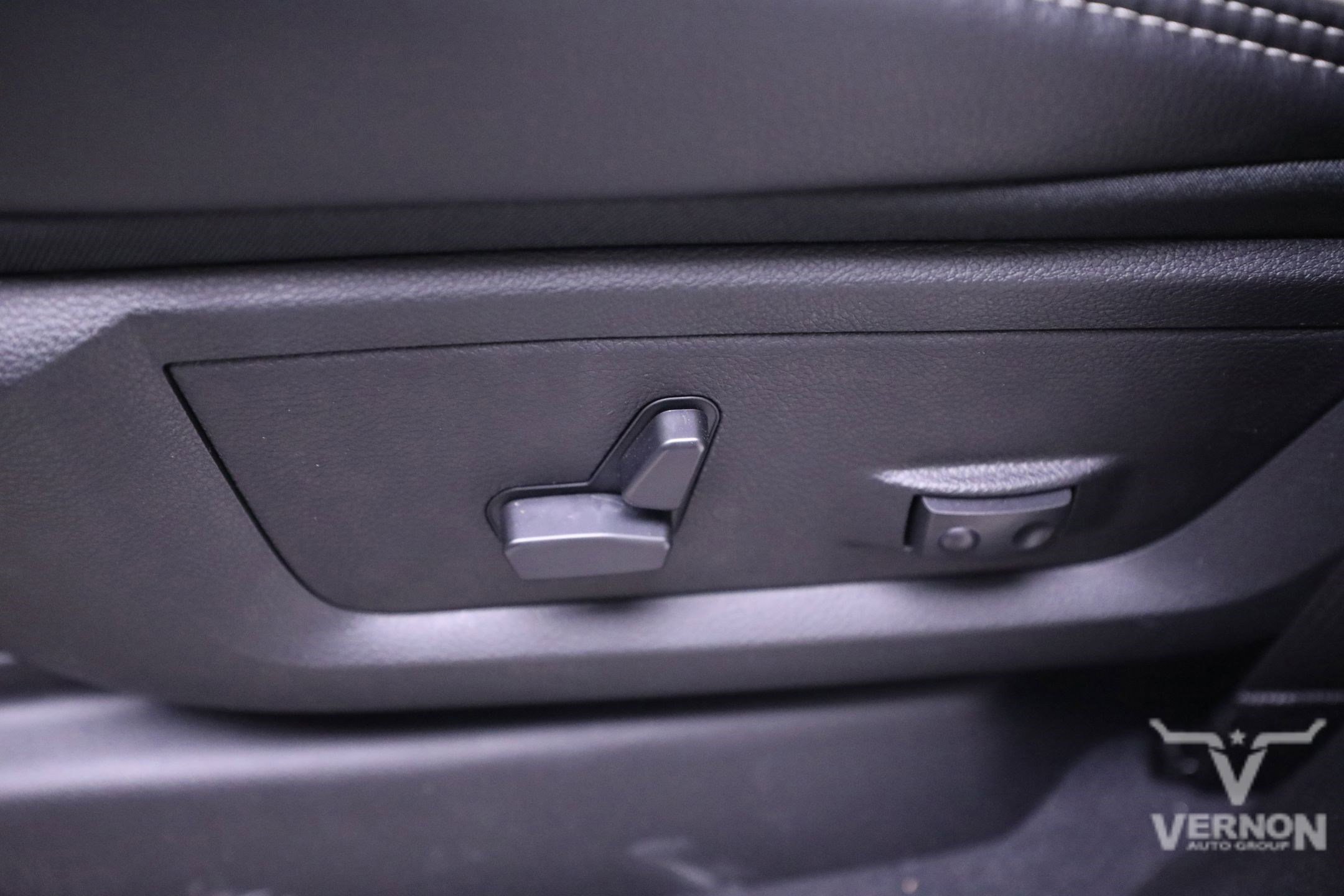 New 2025 RAM 3500 Laramie image 13