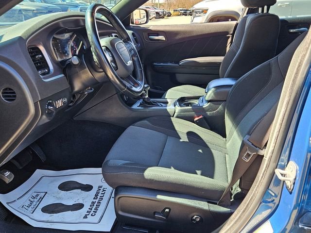 Used 2021 Dodge Charger SXT w/ Blacktop Package image 11