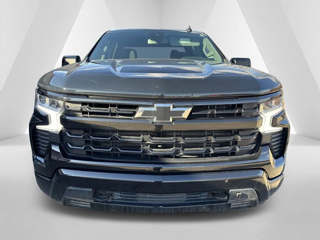 Used 2022 Chevrolet Silverado 1500 RST image 3