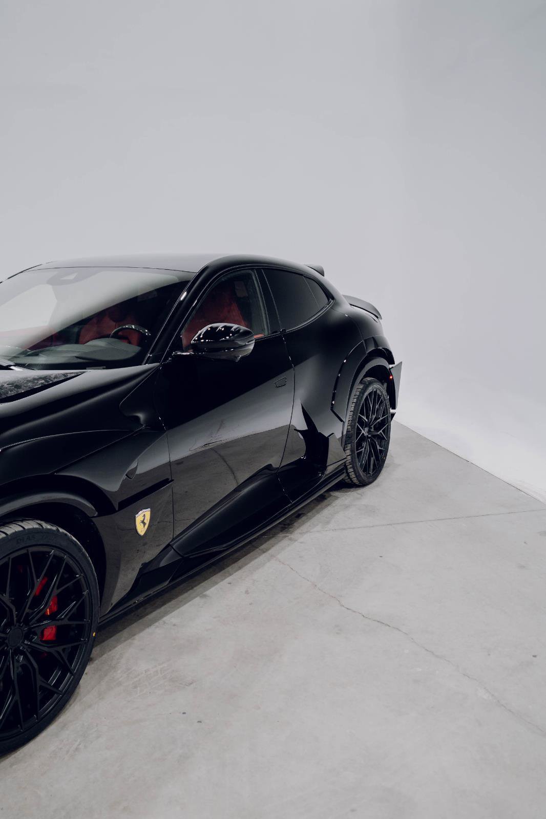 Used 2025 Ferrari Purosangue image 3